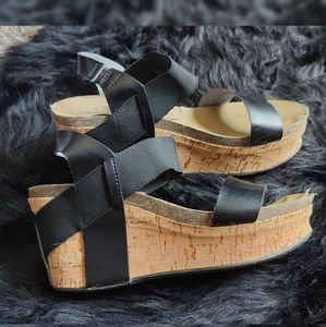Strappy wedge sandals